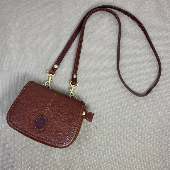LIZ CLAIBORNE VINTAGE MINI CROSSBODY BAG - Picture 2 of 8